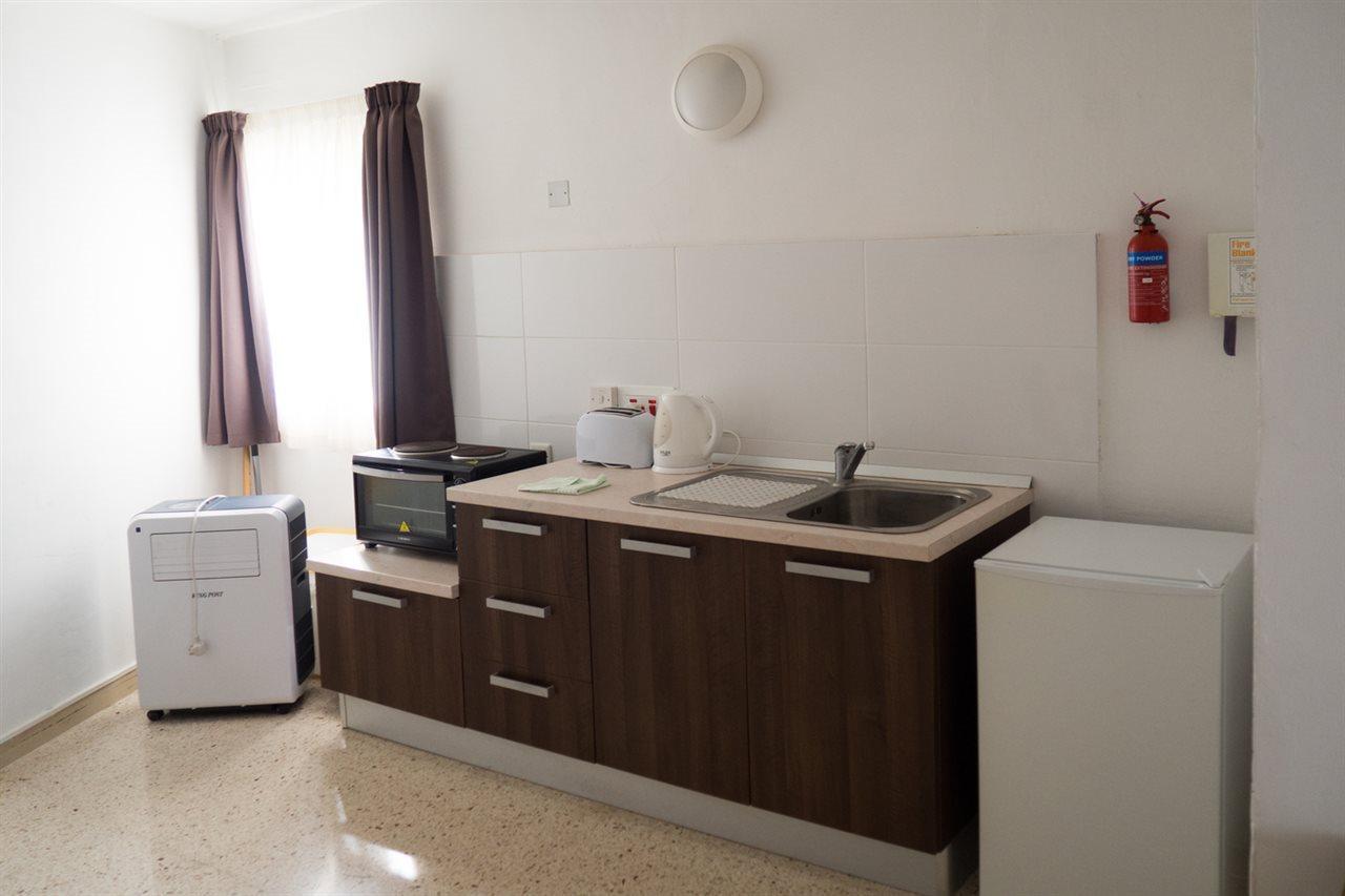 Mavina Hotel & Apartments Буджибба Экстерьер фото