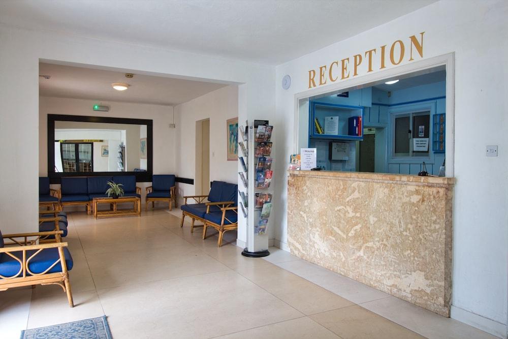 Mavina Hotel & Apartments Буджибба Экстерьер фото